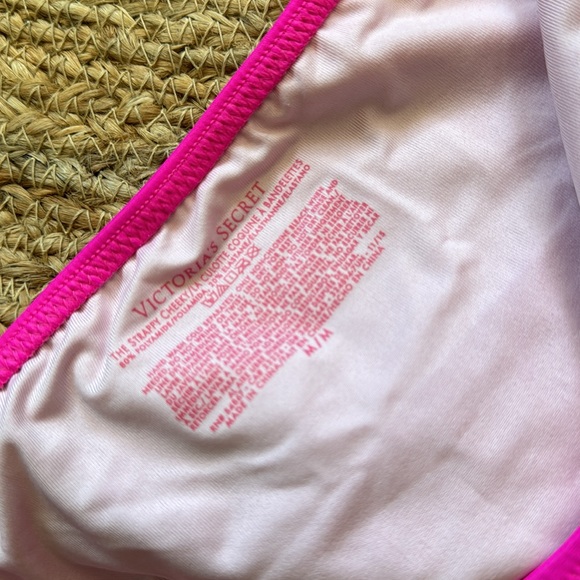 Victoria’s Secret set, never worn. - Picture 5 of 5